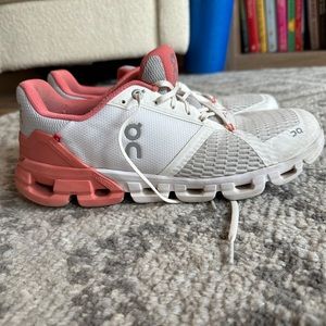 On Running Women’s Cloudflyer Shoe